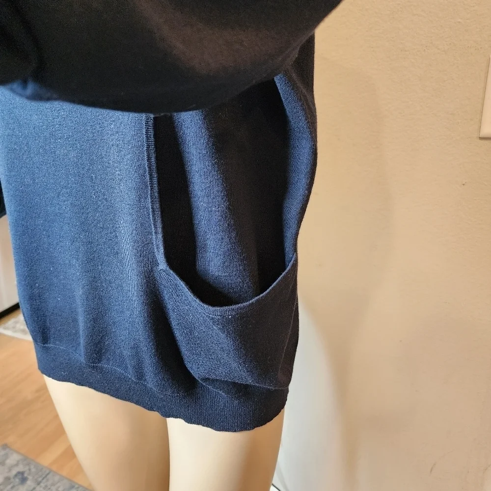 Galeries‎ Lafayette Navy Sweater. One pocket. Size large.